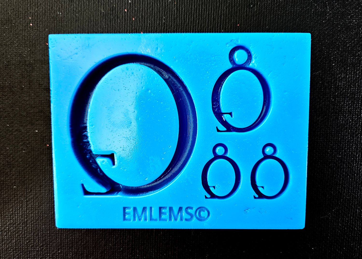 EMLEMS BRAND NEW Oz JEWELLERY SET SILICONE MOULD FROM OUR WIZARD OF OZ COLLECTION