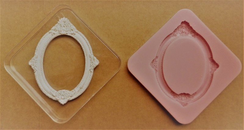 EMLEMS LARGE OVAL FRAME SILICONE MOULD