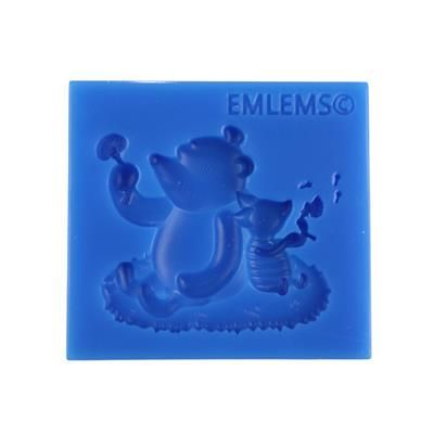 EMLEMS BRAND NEW &amp; EXCLUSIVE SMALL VINTAGE WINNIE &amp; PIGLET LAZY DAYS SILICONE MOULD