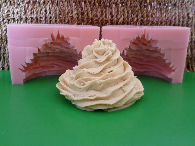 EMLEMS 3D CUPCAKE FROSTING SWIRL 001 TOPPER SILICONE MOULD