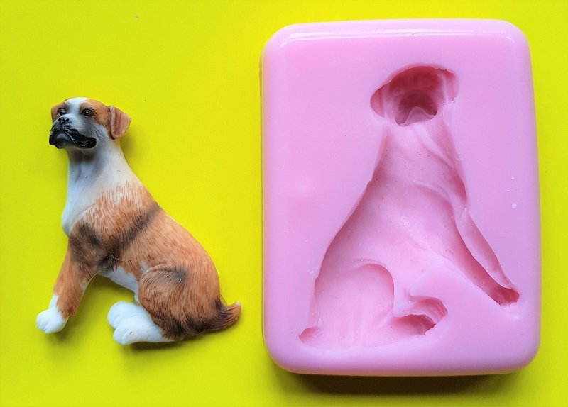 EMLEMS 2D BOXER DOG SILICONE MOULD