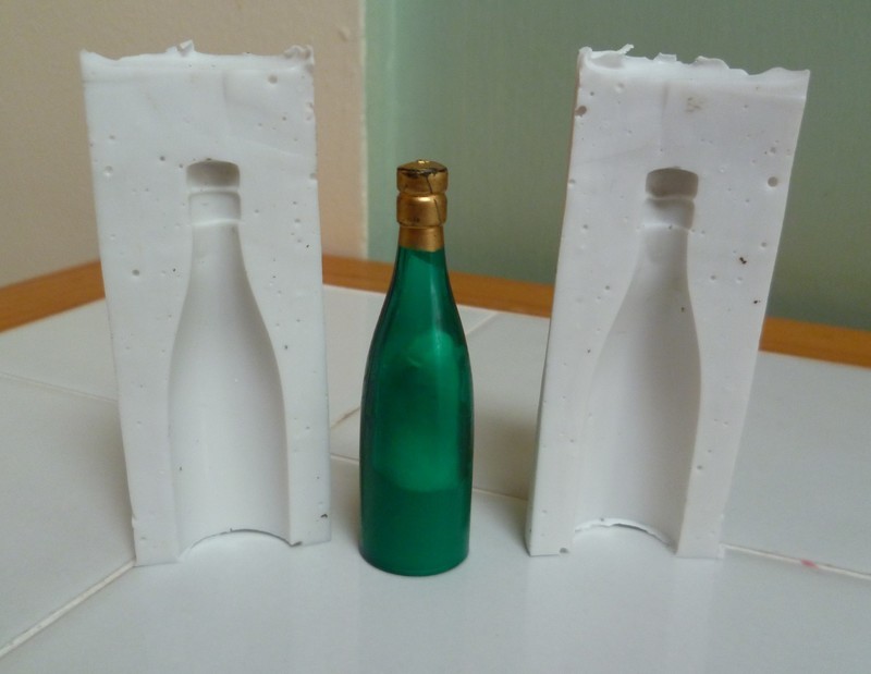 MINIATURE CHAMPAGNE BOTTLE 3D SILICONE MOULD
