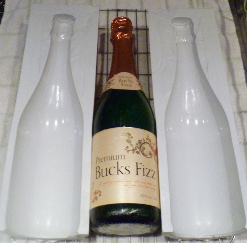 EMLEMS 3D CHAMPAGNE BOTTLE SILICONE MOULD
