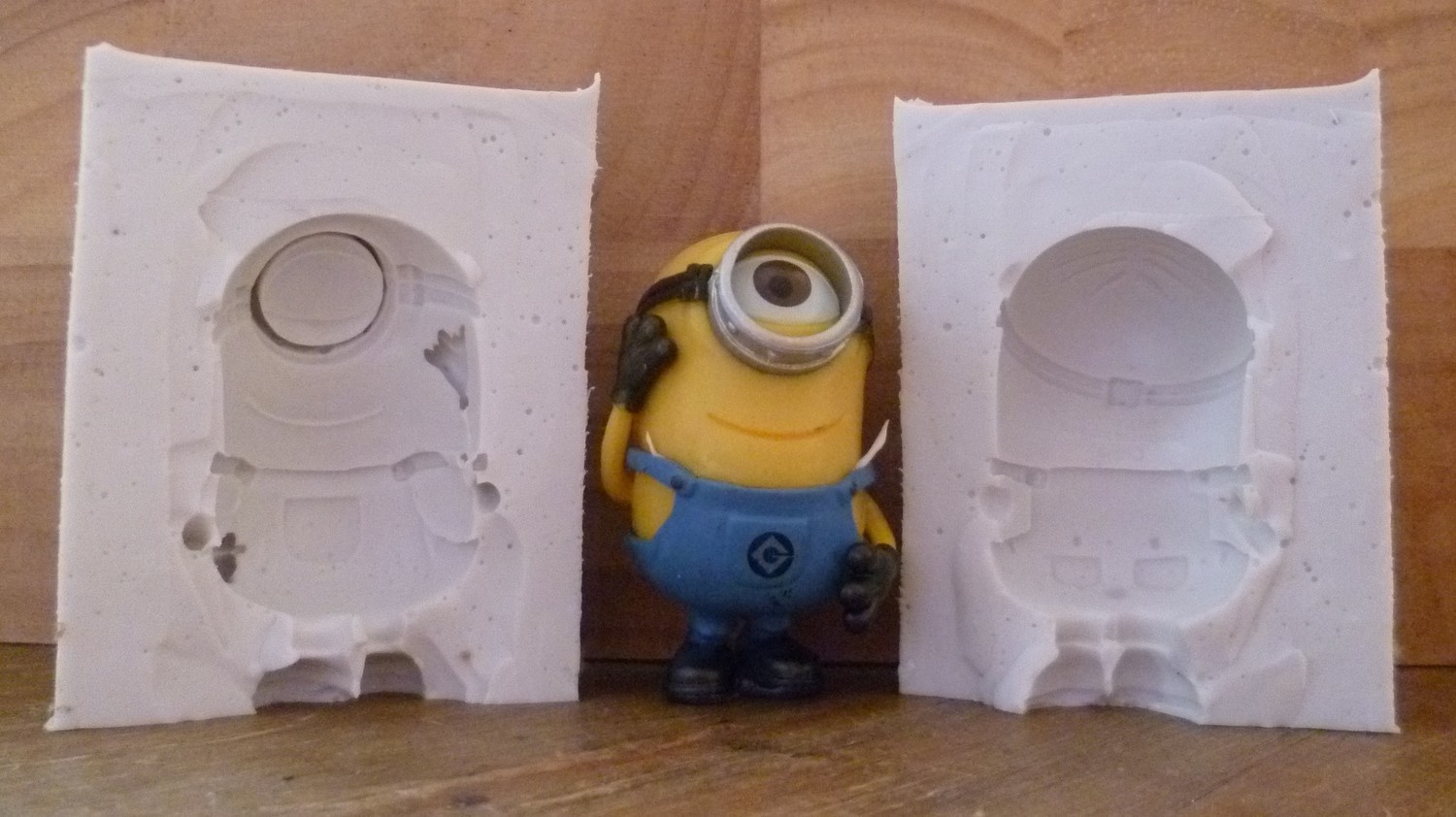 3D ONE EYED MINION SILICONE MOULD