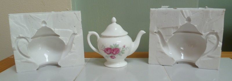 EMLEMS 3D MINIATURE TEAPOT SILICONE MOULD