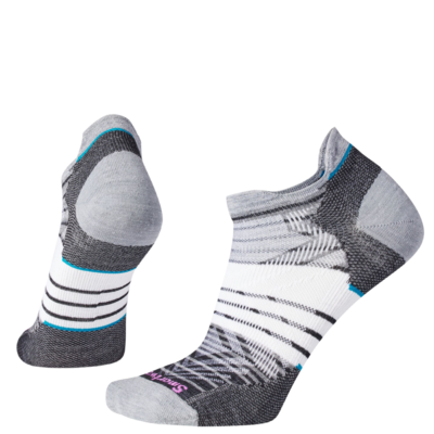 Smartwool Women&#39;s Run Zero Cushion Stripe Low Ankle Socks Black