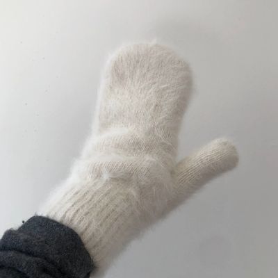 Billy Bamboo Fluffy Angora Mittens OS
