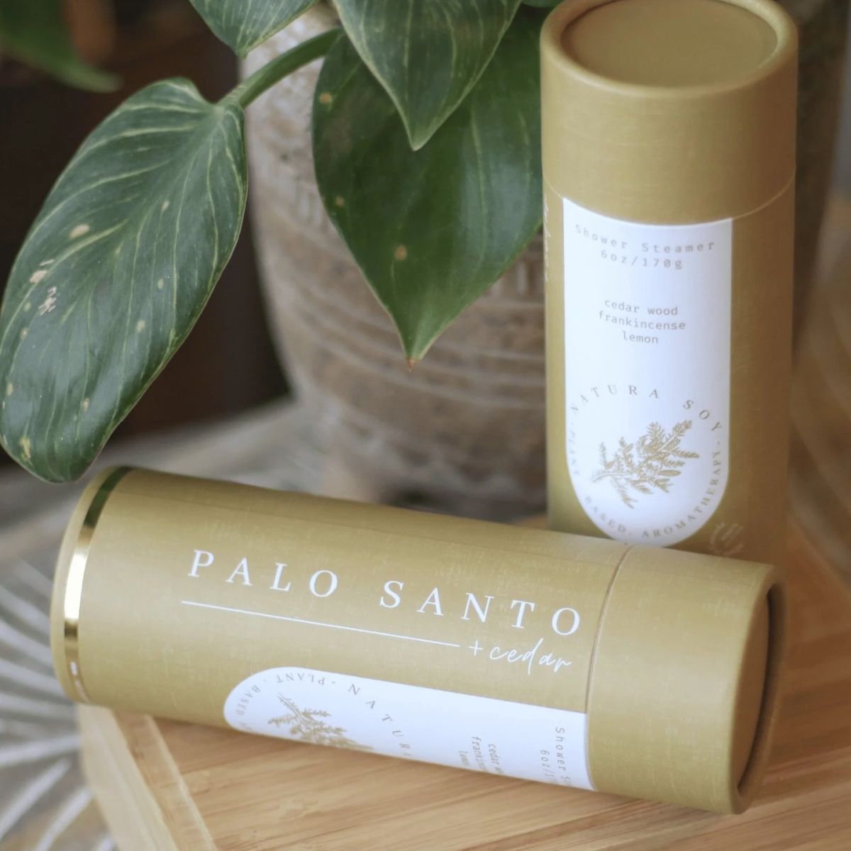 Natura Soylights Shower Steamer Palo Santo Cedar