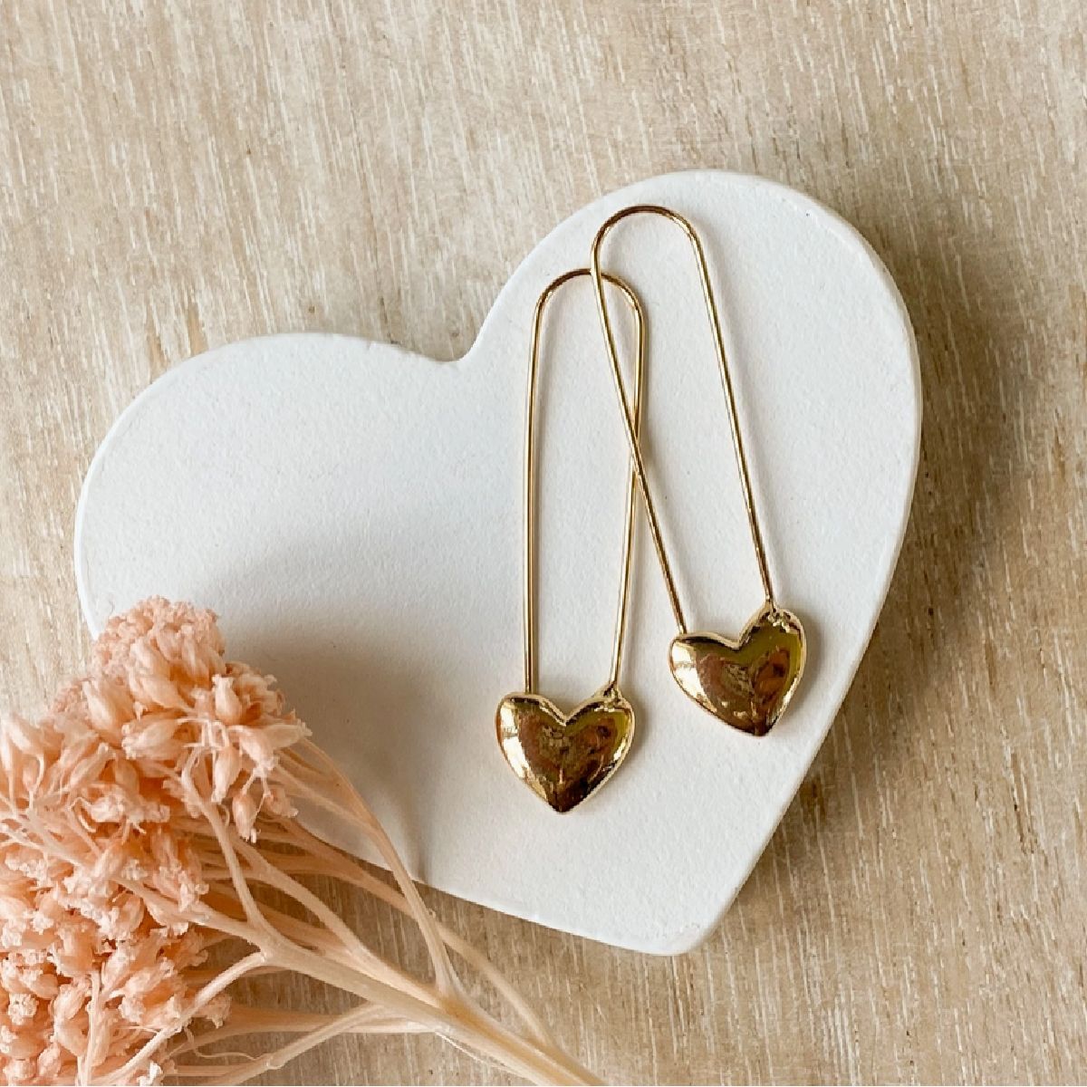 Agaveh Girl Pria Hoop Earrings 14K Gold Plated