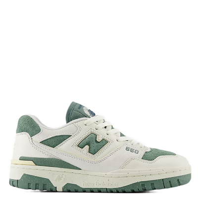 New Balance Women's BBW550 Sea Salt/Dark Juniper