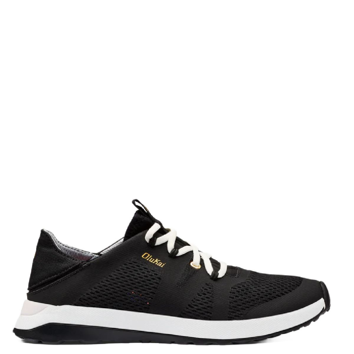 OluKai Women's Huia Black