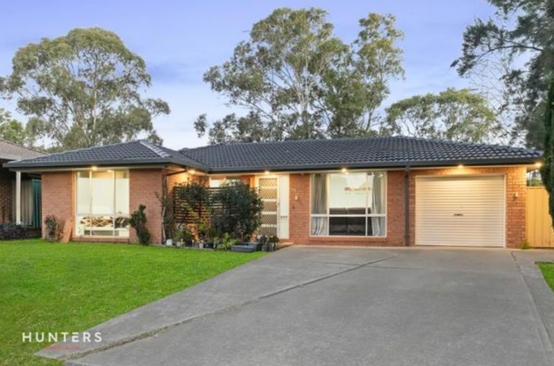 28 Astral Drive Doonside, NSW 2767 ( House & Granny Flat )