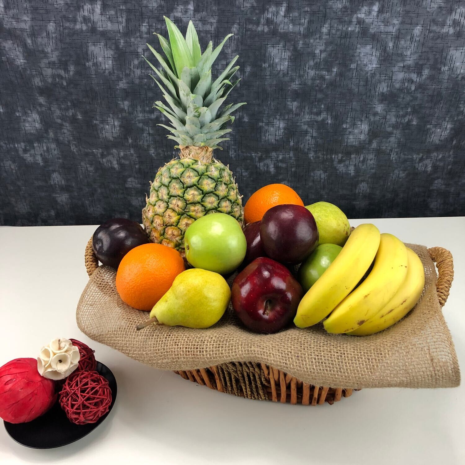 The Classic Fruit Basket