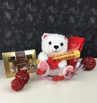 The Sweet Love Gift Basket