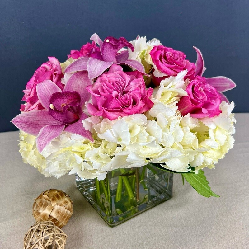 Radiant Victoria Floral Arrangement