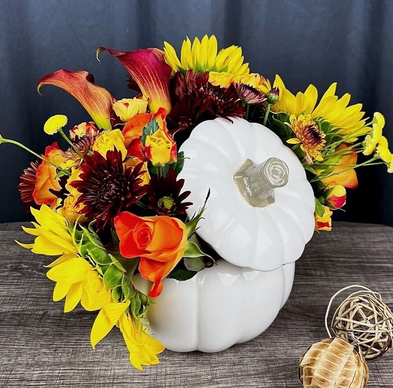 Autumn Pumpkin Centerpiece