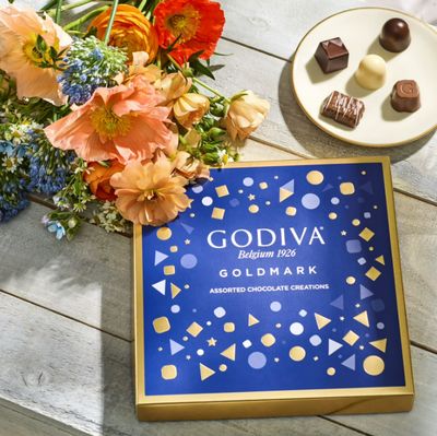 Godiva Goldmark Giftbox 9 pieces (3.8oz)