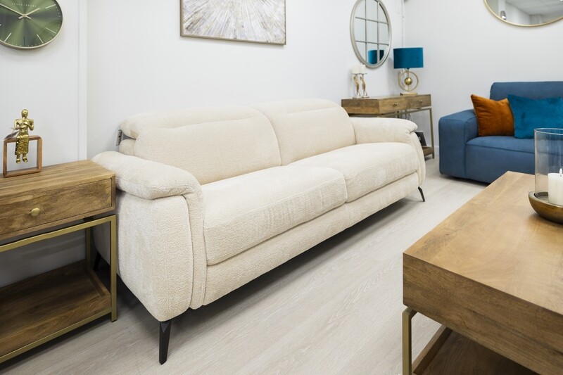 3 Seater Ergo Sofa in White 3 Seater Ergo Sofa in White
