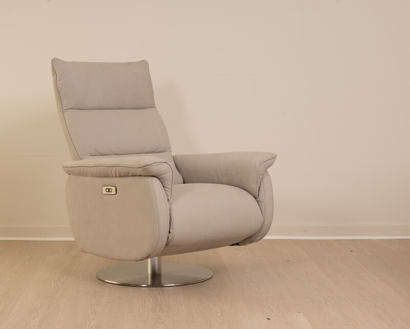 Contemporary Gio Recliner in stone Grey -Italian Leather Contemporary Gio Recliner in stone Grey -Italian Leather