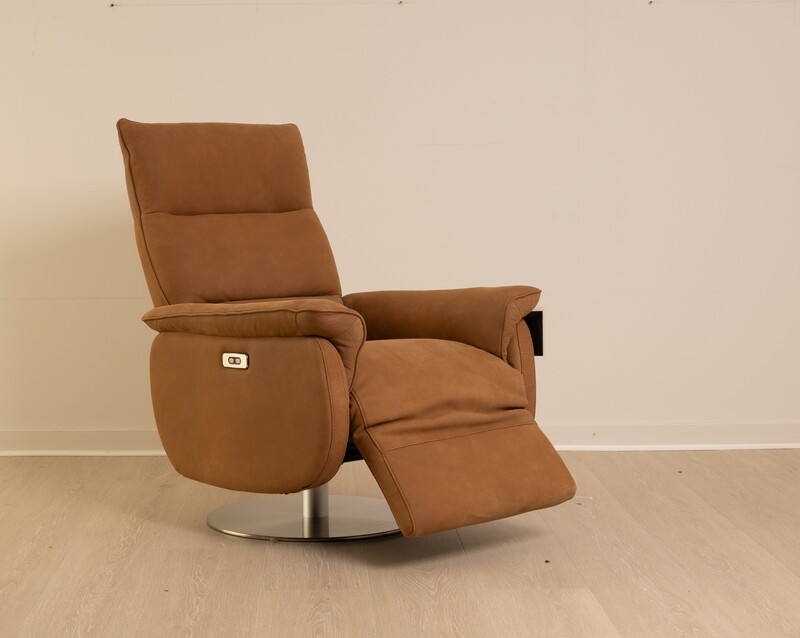 Teo Luxury Recliner Tan - Italian Leather Teo Luxury Recliner Tan - Italian Leather