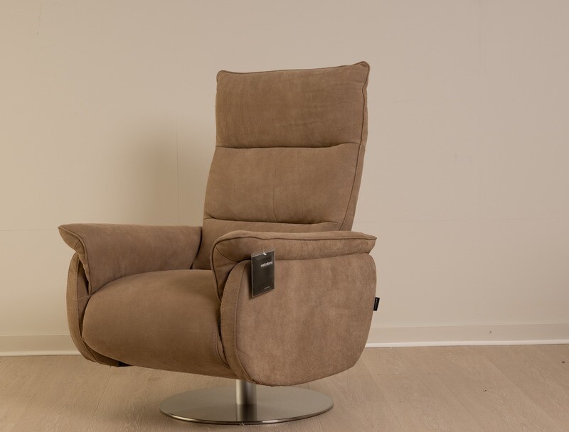 Matteo Luxury Recliner in Camel - Italian Leather Matteo Luxury Recliner in Camel - Italian Leather