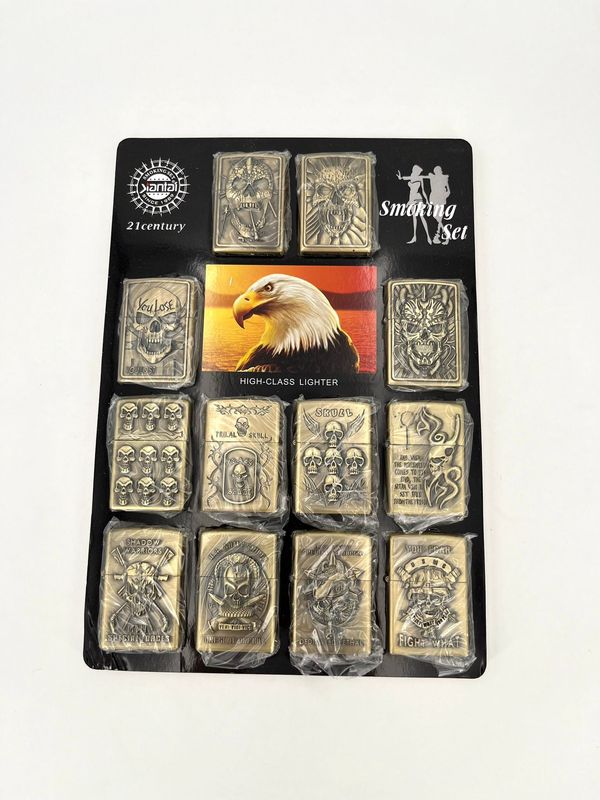 Aanstekers metaal  set 12 stuks SKulls