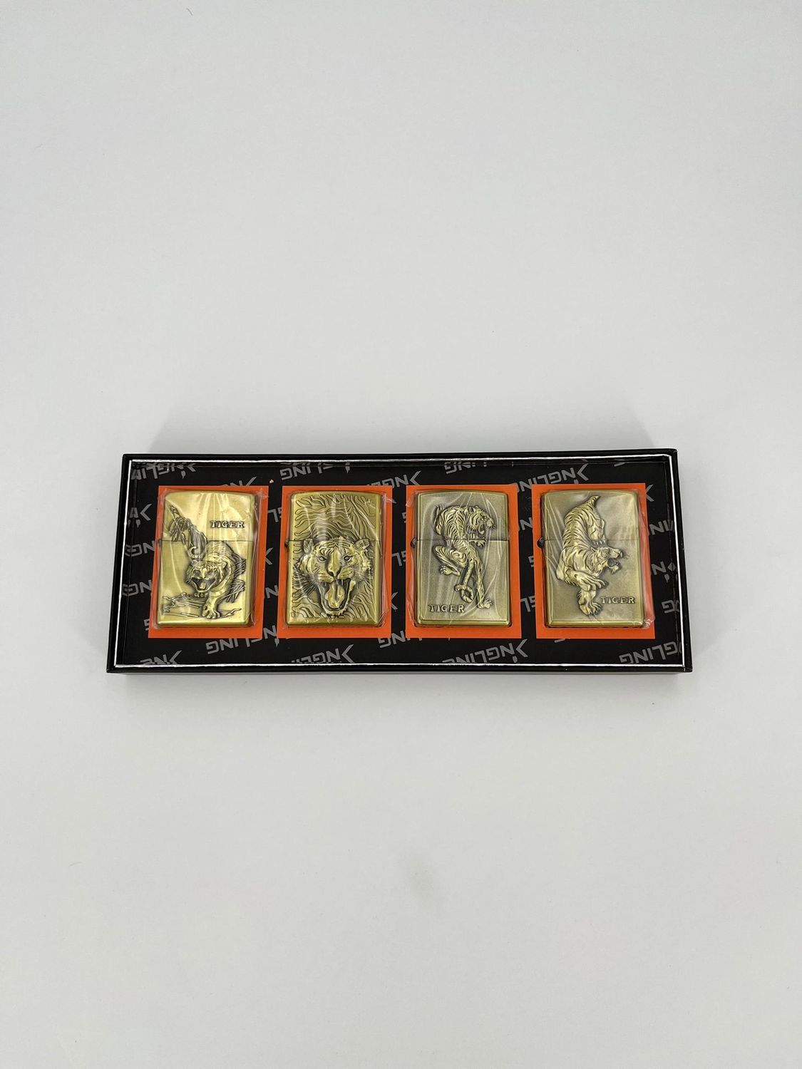 Aanstekers metaal  4pack Tijger