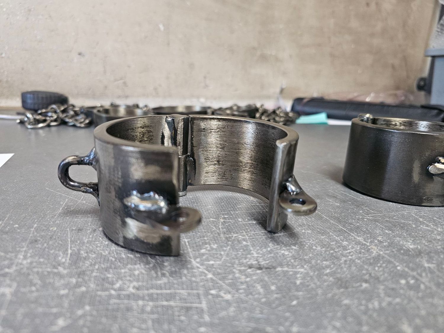 30% OFF - Massive Shackles Set of 2