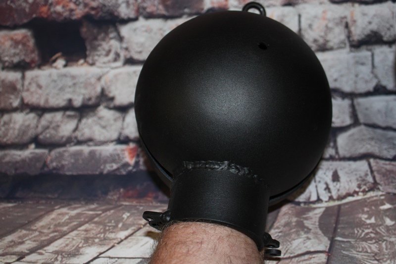 Dungeon Fist Cage
