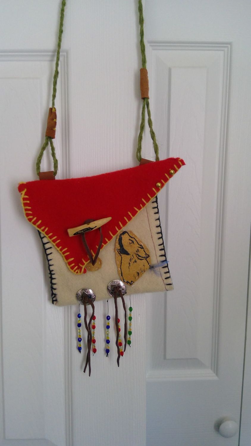 Howling Wolf Possibles Bag