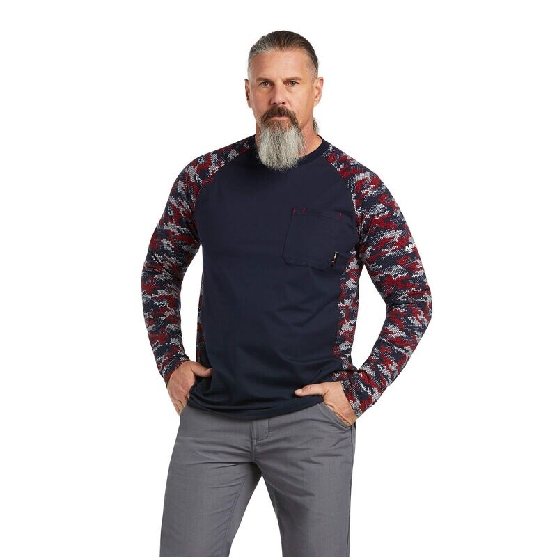 ARIAT MEN'S FR STRETCH CAMO BASEBALL T-SHIRT