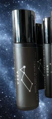 The Craft of Wandering | Natural Perfume Oil | Vega