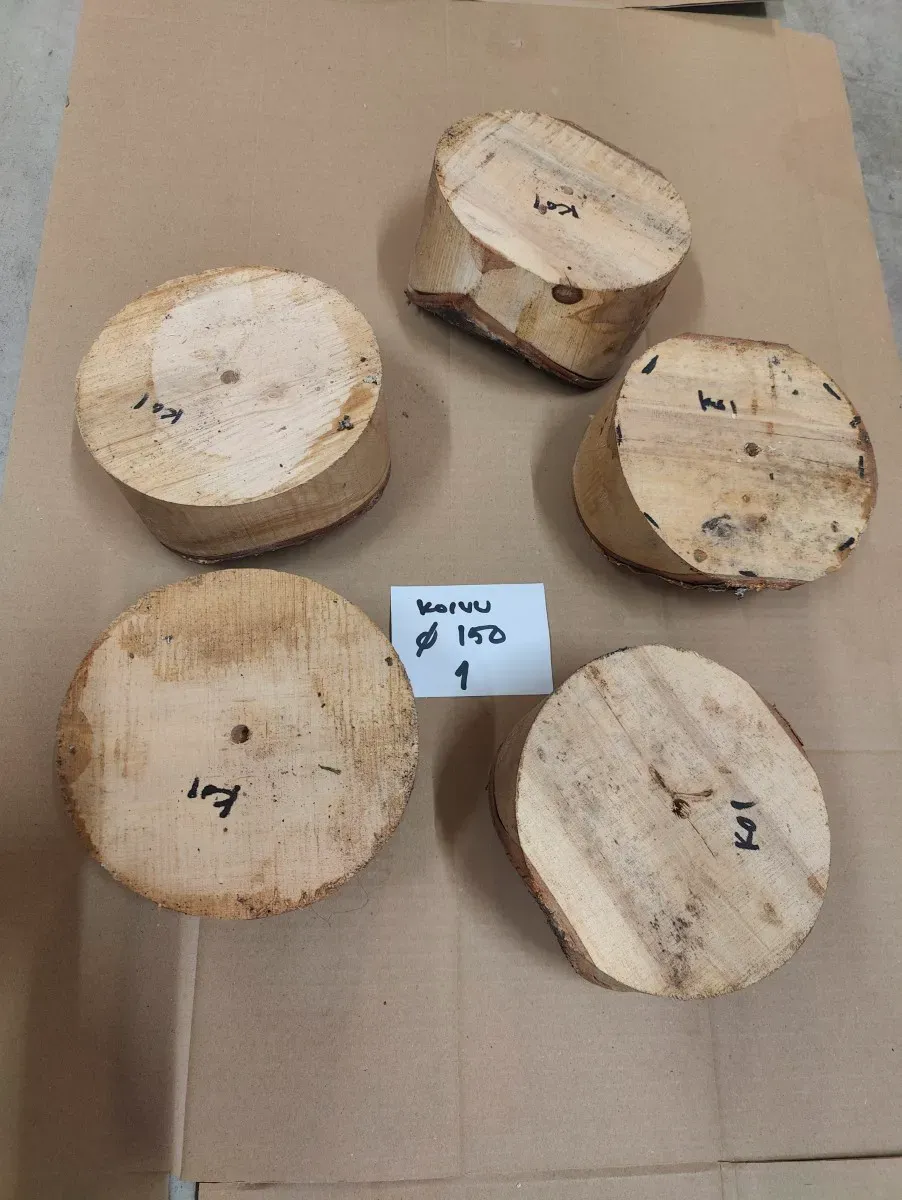 Koivuaihiot kulhojen sorvaukseen D=150mm 5 kpl