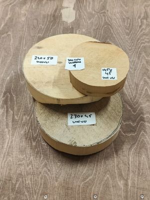 Koivukiekkoaihiot 3 kpl eri kokoja, erä 1