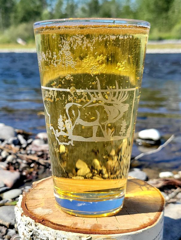 MT Elk Pint Glass