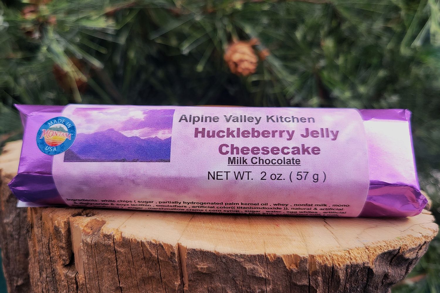 Huckleberry Cheesecake Bar Milk Choc 2oz