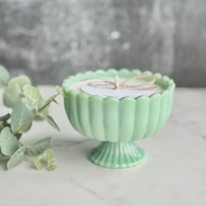 Green Pedestal Glass Candle-MT Sunrise