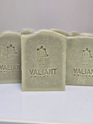 Rosemary eucalyptus ( essential oil ) Goat&#39;s milk