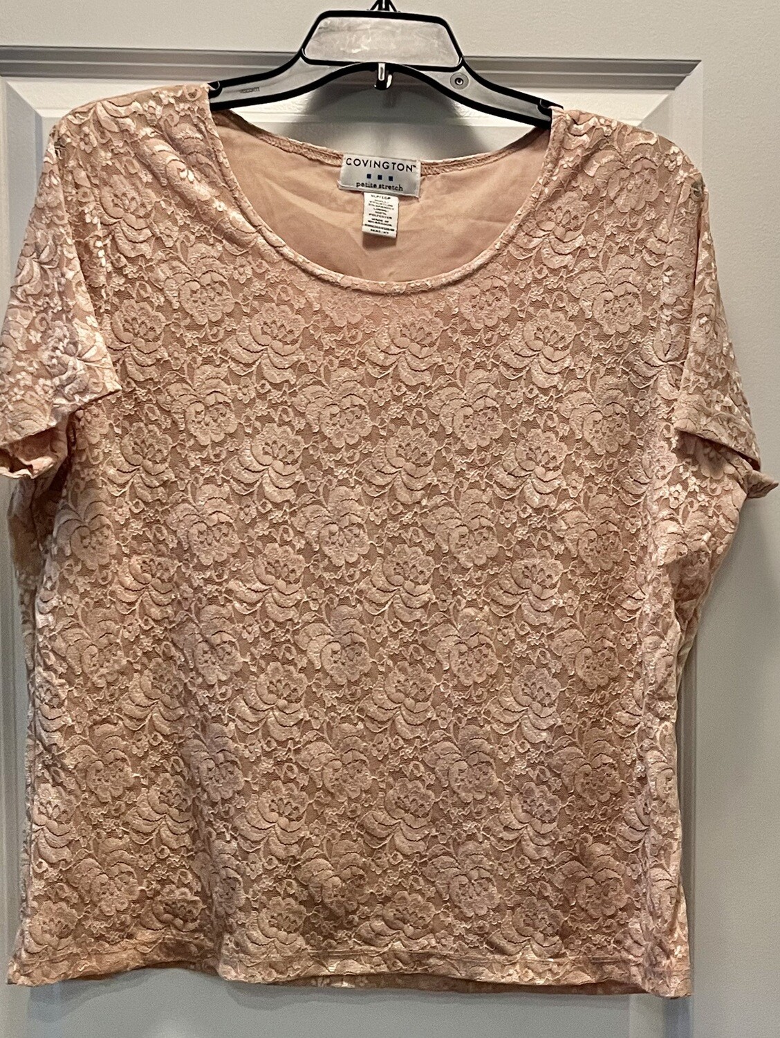 LACE SCOOP NECK SHORT SLEAVE TOP