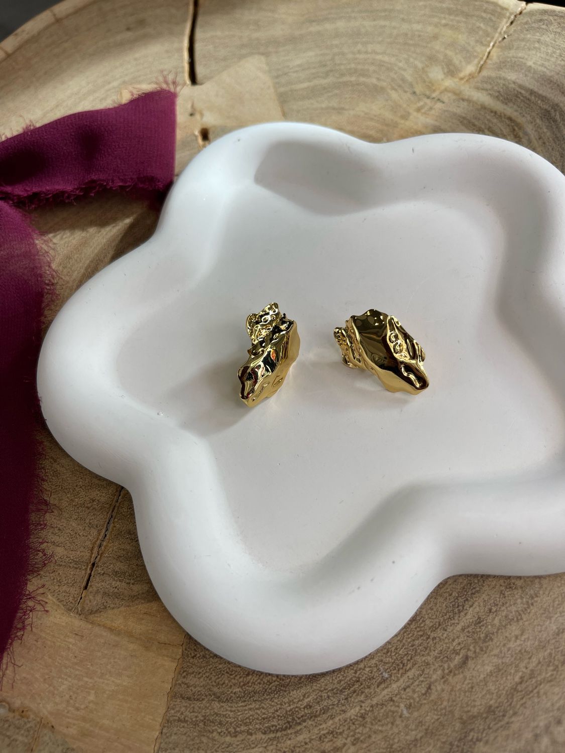 SELLA EARRINGS