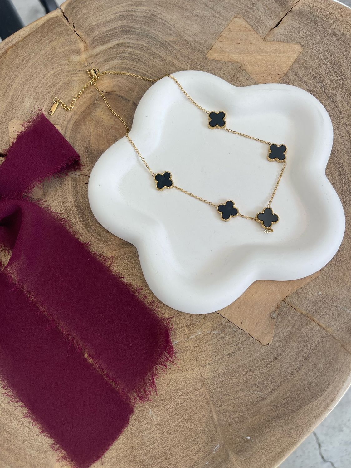 VAN CLEEF NECKLACES