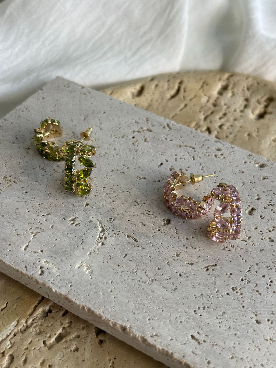 RHINESTONE HOOPS EARRINGS