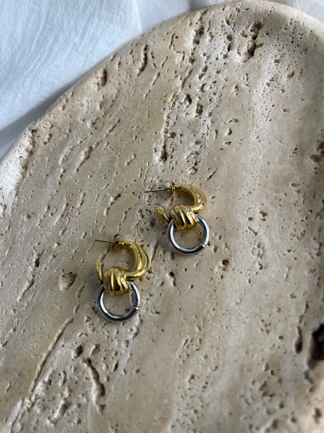 LILA DOUBLE EARRINGS