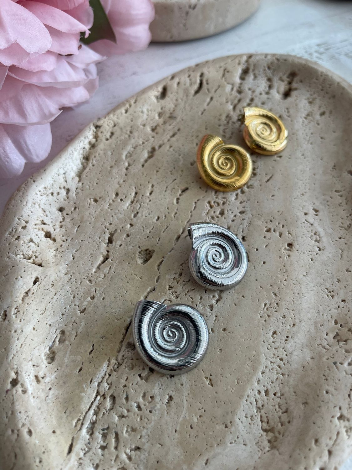 SEA SHELL EARRINGS