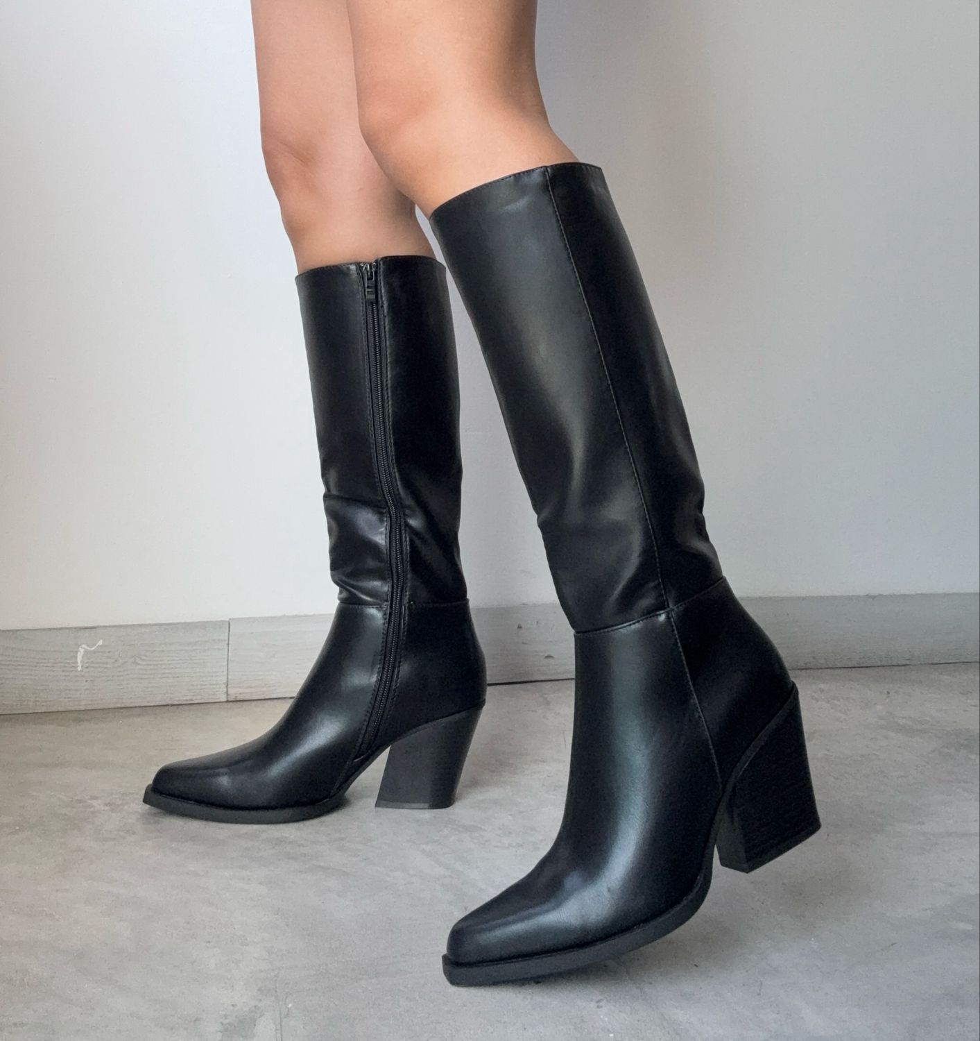 MILLIE BLACK BOOTS