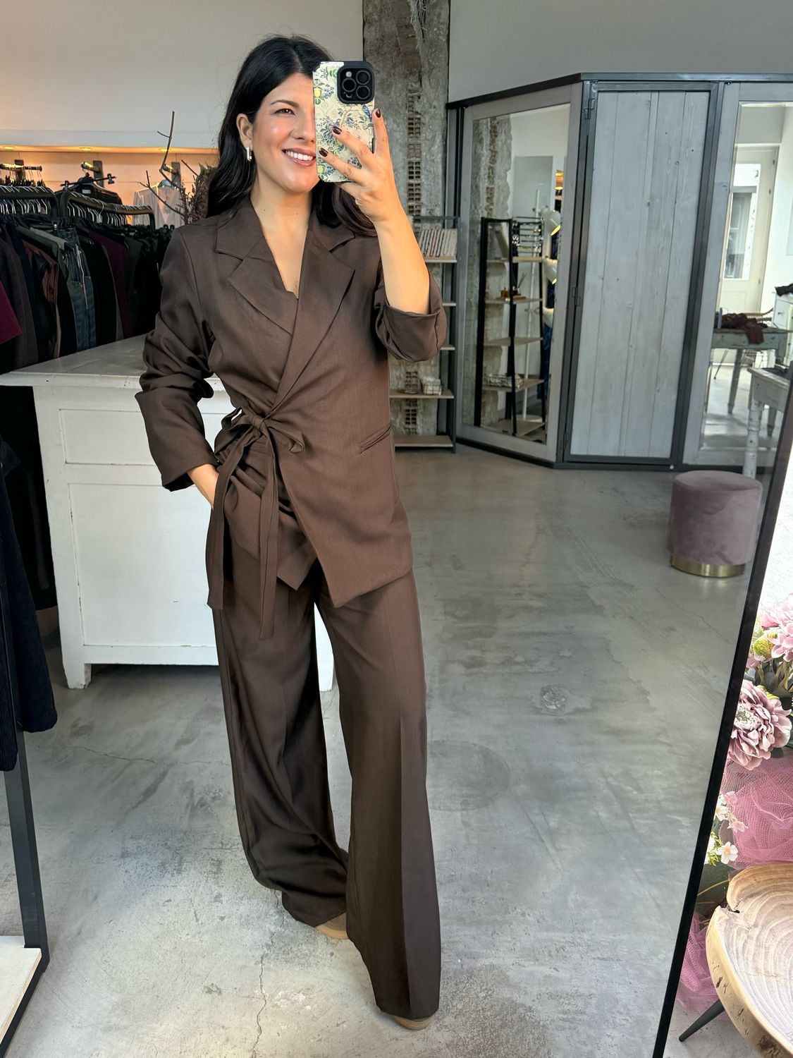 CLARA SUIT