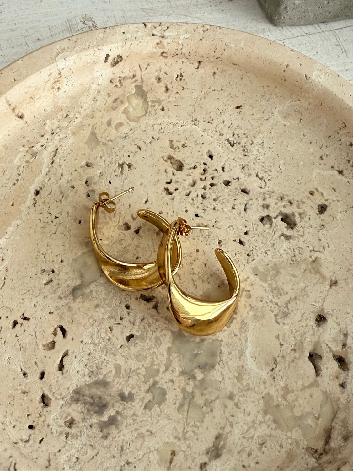 ABSTRACT HOOPS EARRINGS