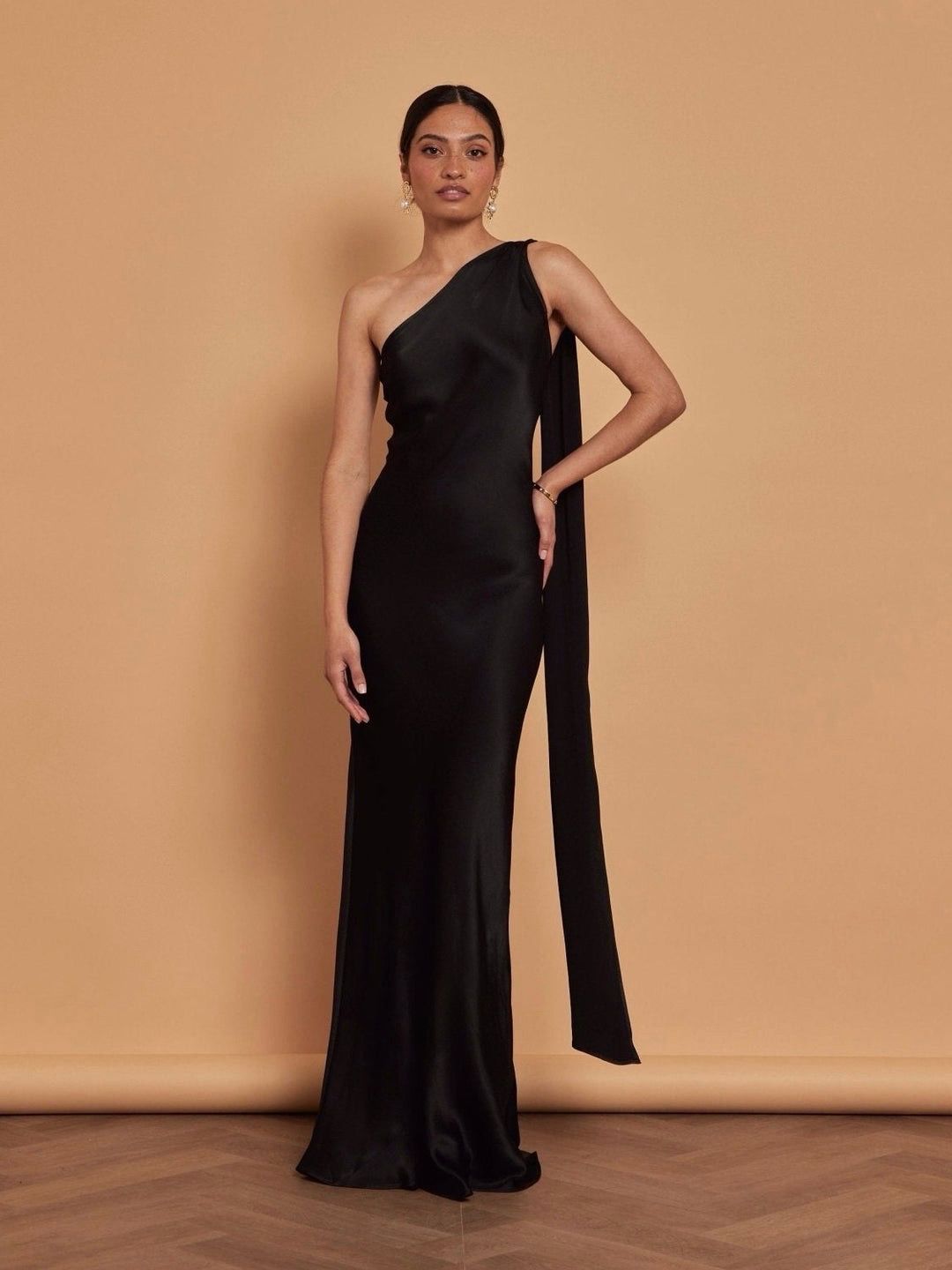 MAIRA ONE SHOULDER SATIN DRESS