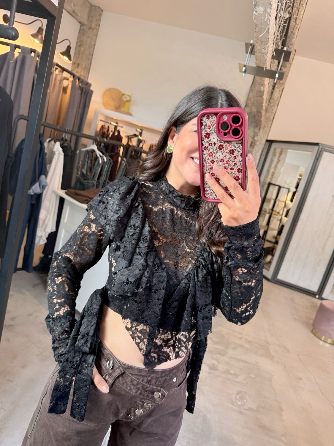 ROMY CROPPED LACE TOP