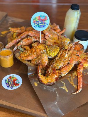 Royal Delight Seafood Box